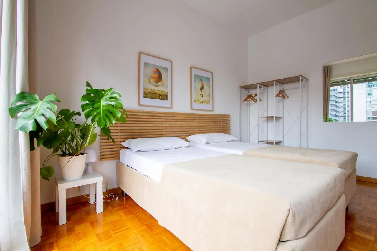 Apartment Palazzo Lombardia - Central Station - Bighome Milan Italy