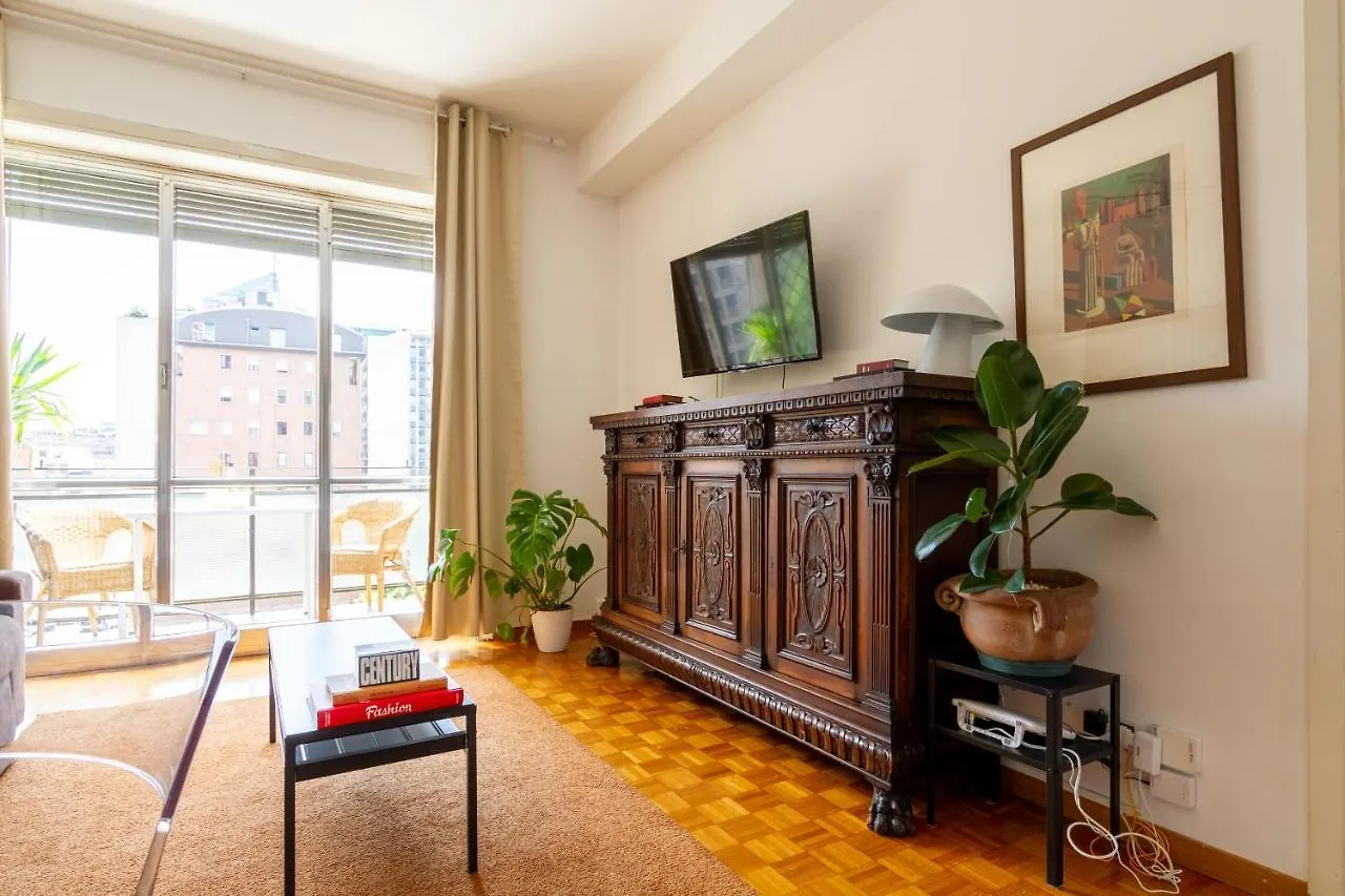 Palazzo Lombardia - Central Station - Bighome Milan 0*,