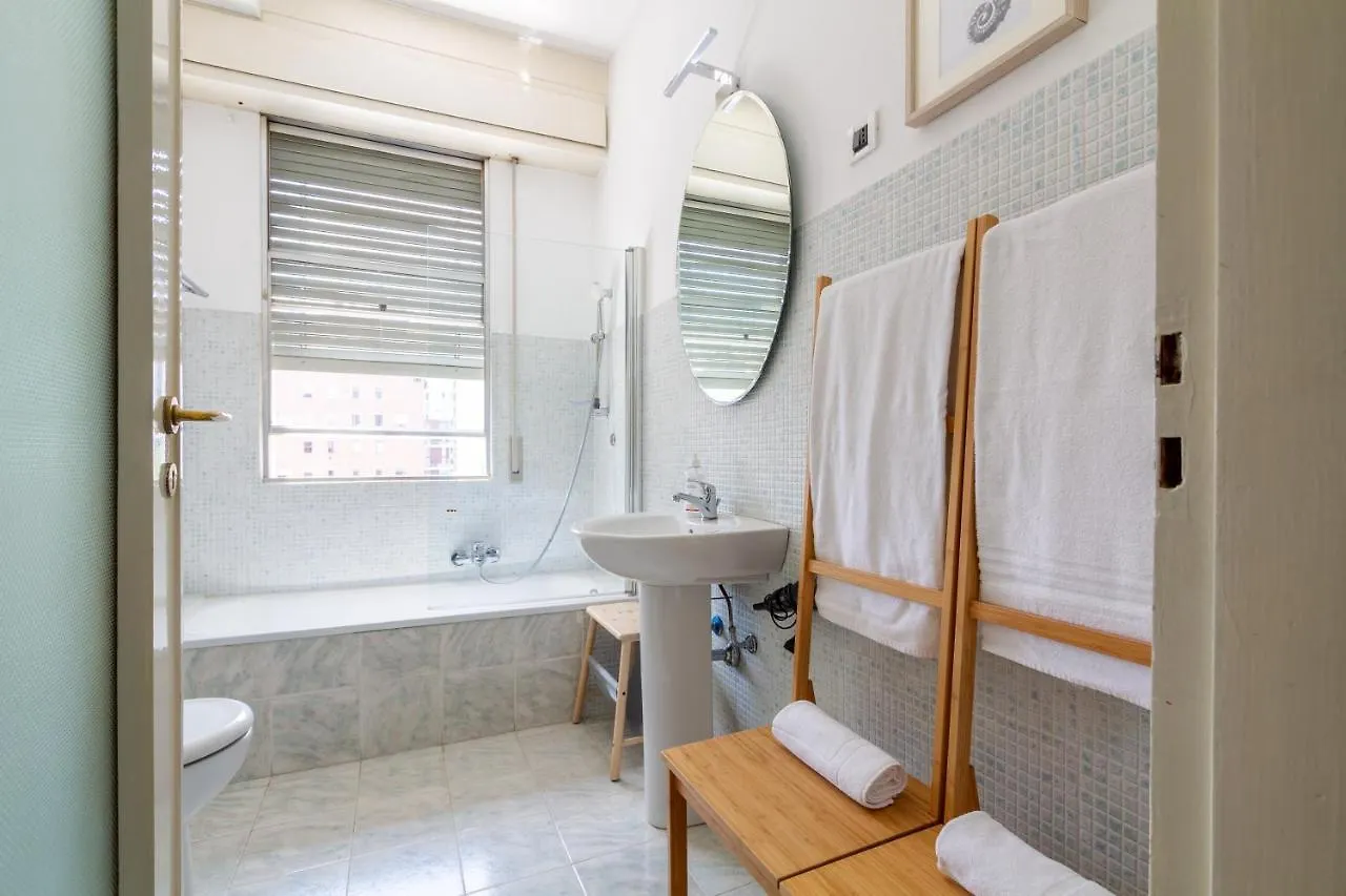 Apartment Palazzo Lombardia - Central Station - Bighome Milan