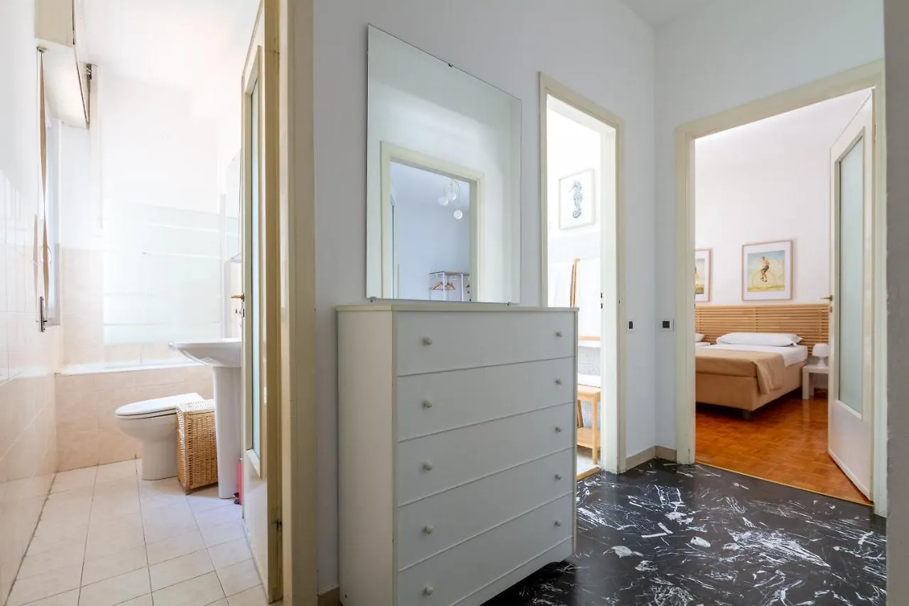Palazzo Lombardia - Central Station - Bighome Milano 0*,